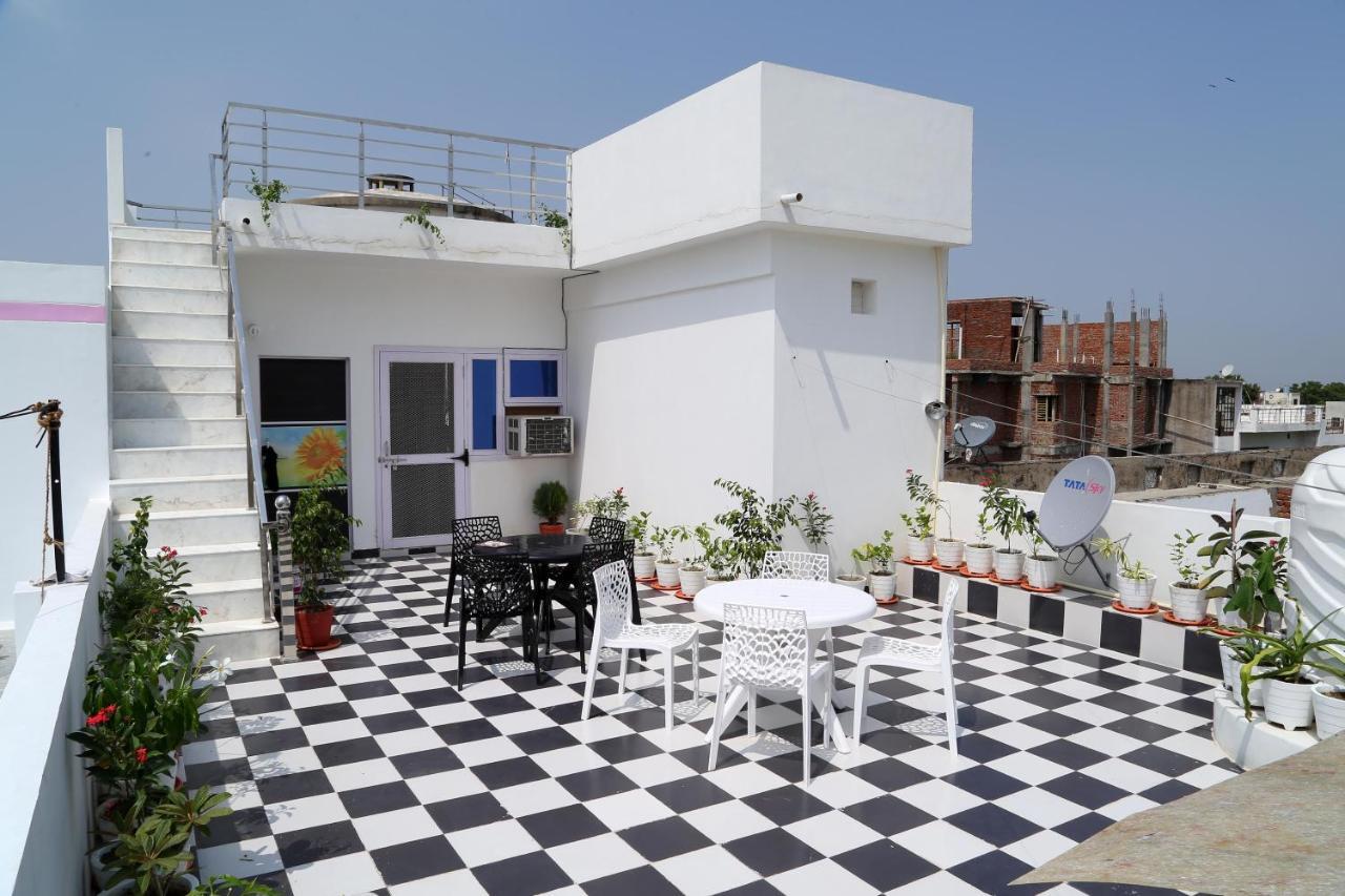 Tuk Tuk Homestay Agra  Luaran gambar